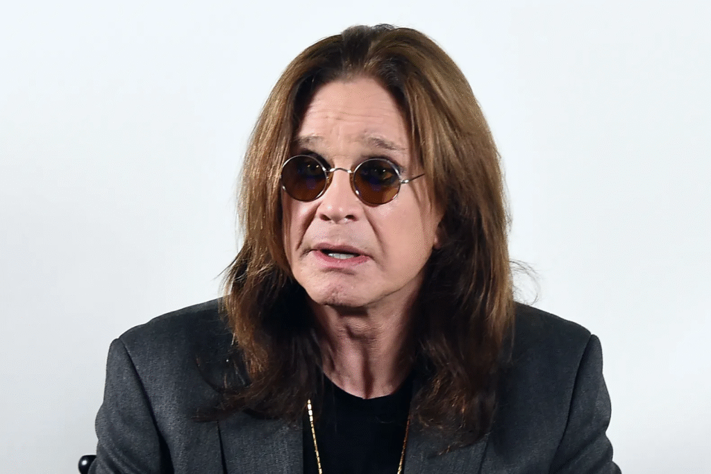 alt="Ozzy Osbourne with his children in 2025 family moments"