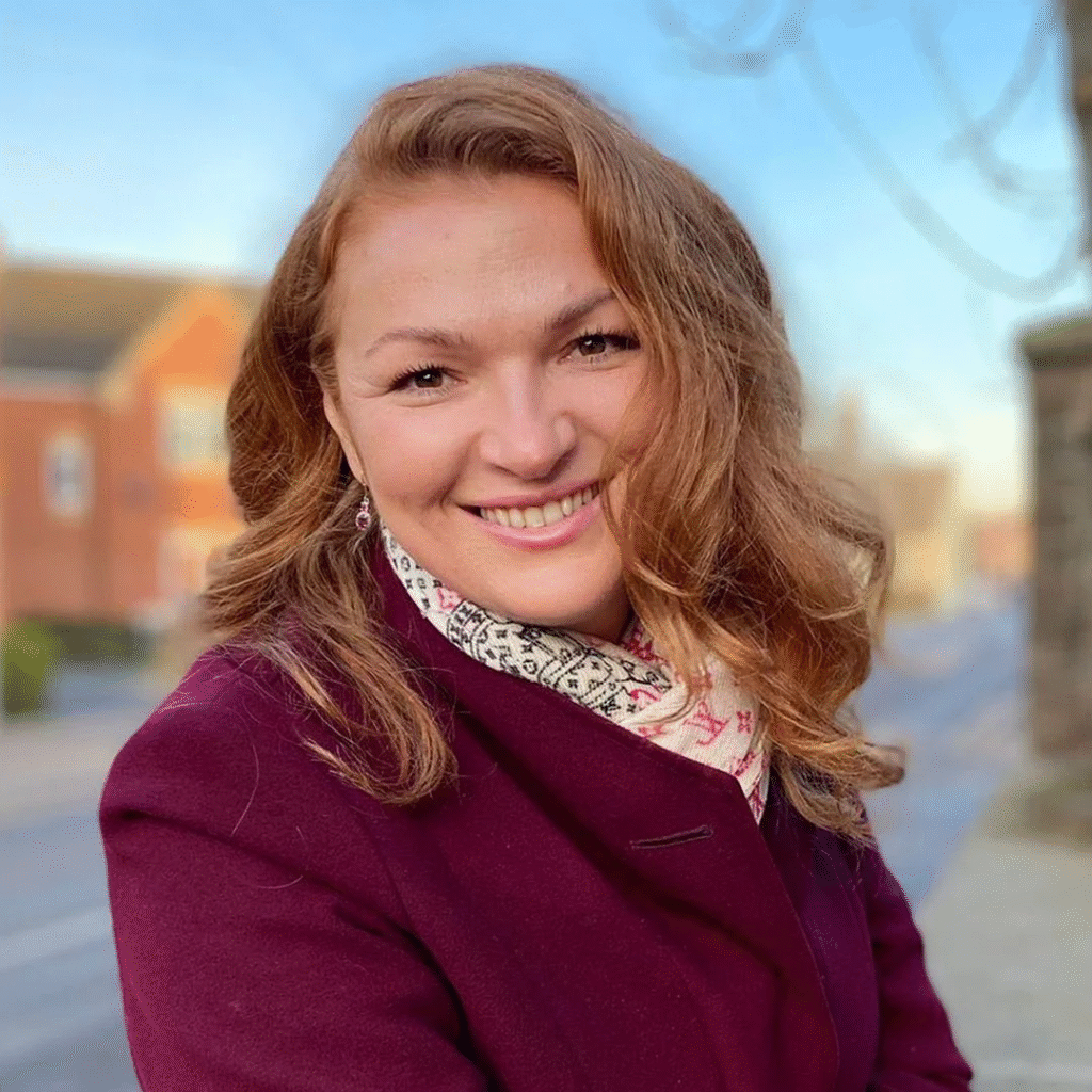 alt="Irita Marriott husband details antiques expert"