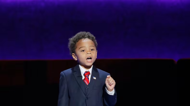 alt="Angelica Zachary and children Amai and Shawn Howell Wayans"
