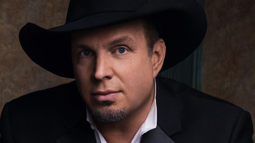 Garth Brooks performing live – Garth Brooks net worth and career success